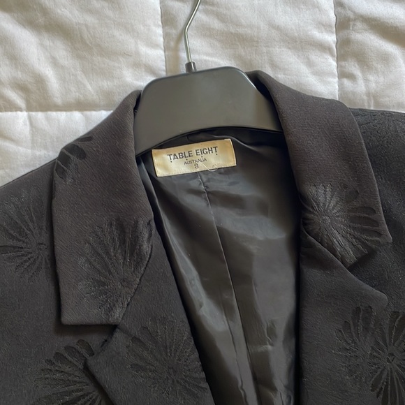 TABLE EIGHT Fitted Tuxedo Black Daisy Jacquard Lined Blazer - Picture 6 of 10